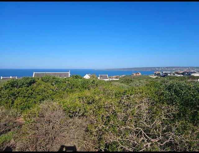 LAND FOR SALE IN BOGGOMSBAAI